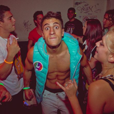 Bad Taste Pool Party II @ Pratersauna