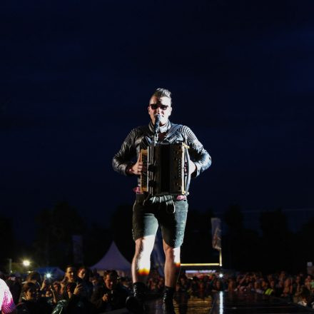 Andreas Gabalier - Mega Open Air Tour 2014 @ Krieau Wien