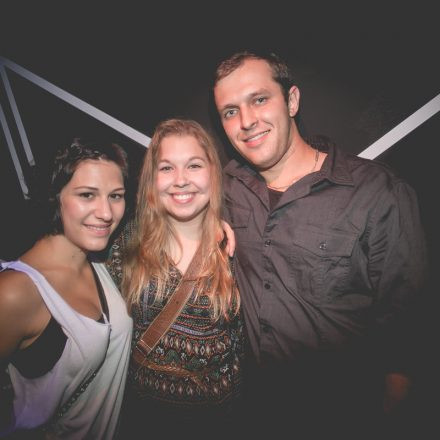 Auslage New Floor Opening feat Tobi Neumann @ Auslage