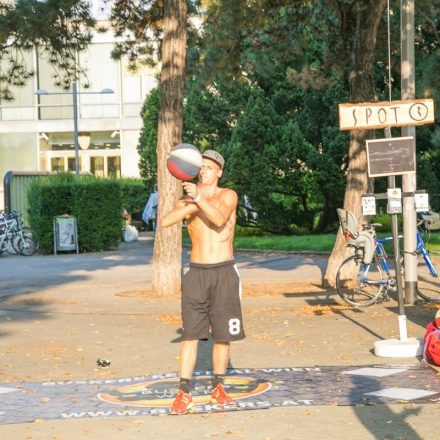 Buskers Festival Day 1 // Part 2 @ Karlsplatz