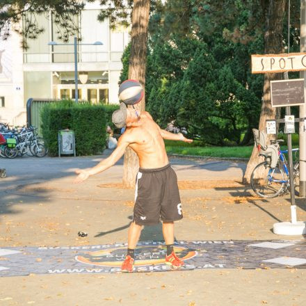 Buskers Festival Day 1 // Part 2 @ Karlsplatz