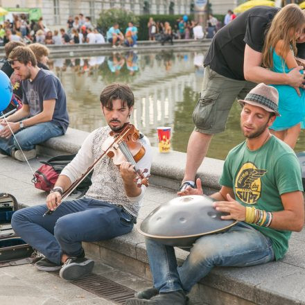 Buskers Festival Day 1 // Part 2 @ Karlsplatz