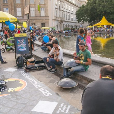 Buskers Festival Day 1 // Part 2 @ Karlsplatz