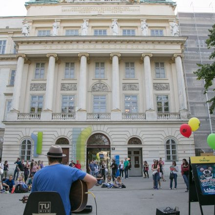 Buskers Festival Day 1 // Part 2 @ Karlsplatz