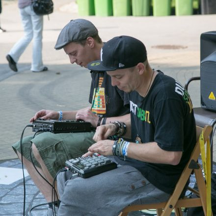 Buskers Festival Day 1 // Part 2 @ Karlsplatz