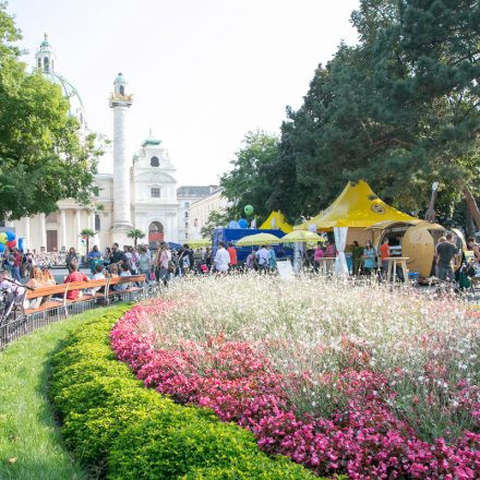 Buskers Festival Day 1 // Part 2 @ Karlsplatz