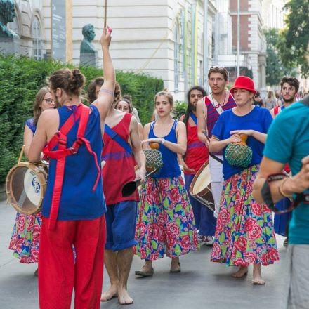 Buskers Festival Day 1 // Part 2 @ Karlsplatz