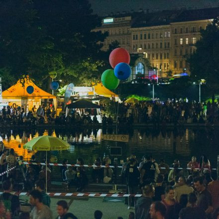 Buskers Festival Day 1 // Part 1 @ Karlsplatz