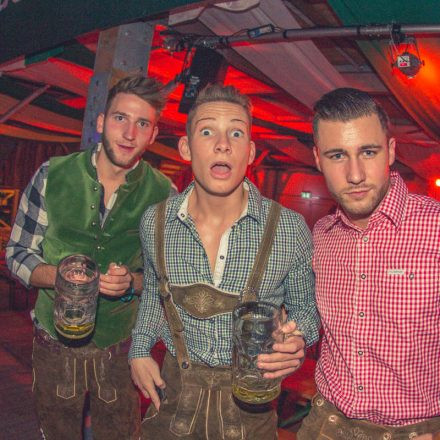 Wiener Wiesn Fest 2014 Tag 1 @ Kaiserwiese