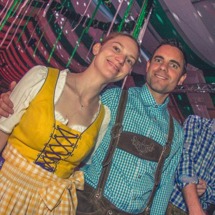 Wiener Wiesn Fest 2014 Tag 1 @ Kaiserwiese