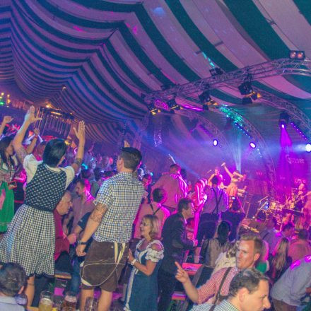 Wiener Wiesn Fest 2014 Tag 2 @ Kaiserwiese