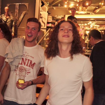 Addicted to Rock - Store Opening