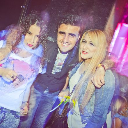 Rave on @ Fluc