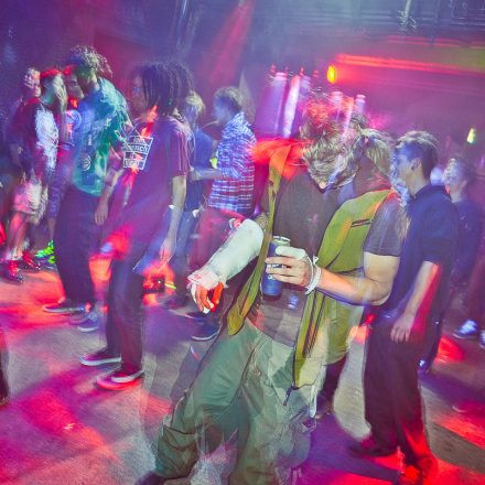 Rave on @ Fluc