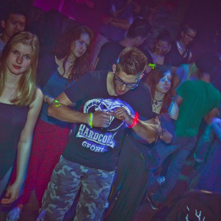 Rave on @ Fluc