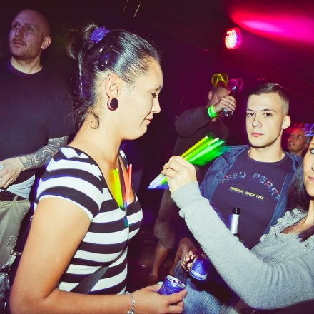 Rave on @ Fluc