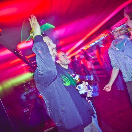 Rave on @ Fluc