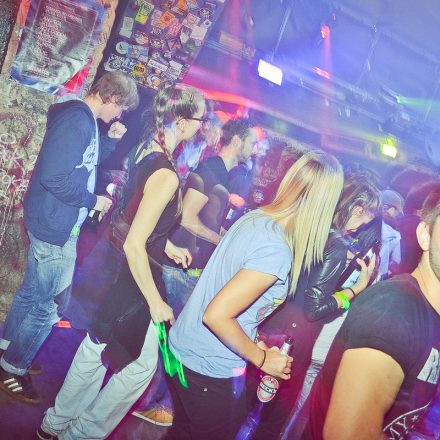 Rave on @ Fluc