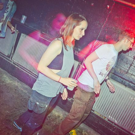 Rave on @ Fluc