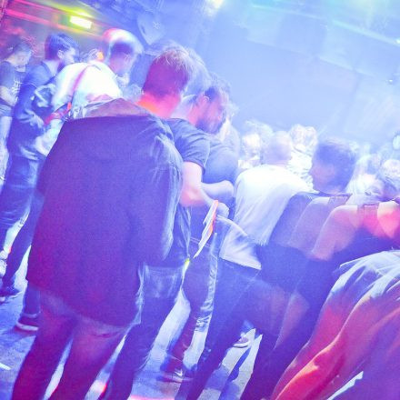 Rave on @ Fluc