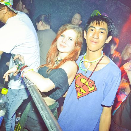 Rave on @ Fluc