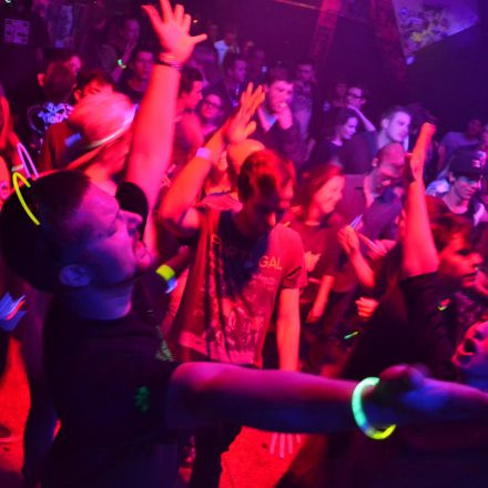 Rave on @ Fluc