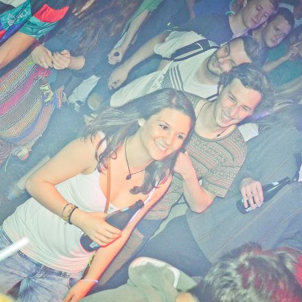 Rave on @ Fluc