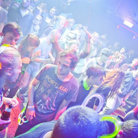 Rave on @ Fluc