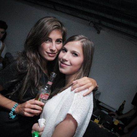 1000 Things 1 Jahresfest @ Pratersauna