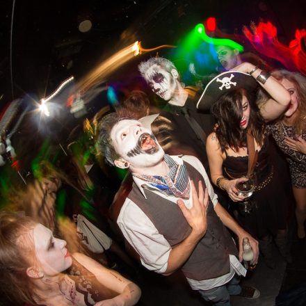 Addicted to Rock - Halloween