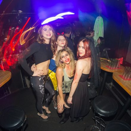 Addicted to Rock - Halloween