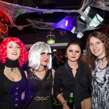 Addicted to Rock - Halloween @ U4