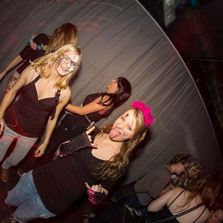 Addicted to Rock - Halloween