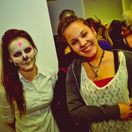 Halloween Electronic Carnival
