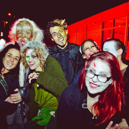 Halloween Electronic Carnival @ Dots21