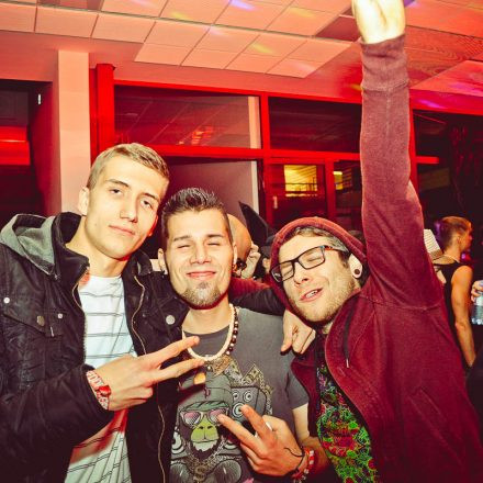 Halloween Electronic Carnival