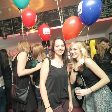 FM4 Tanzmitmir Fur Licht ins Dunkel @ Pratersauna