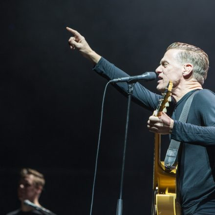 Bryan Adams - 30 Jahre Reckless @ Stadthalle D