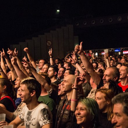 Alkbottle - Fett wia Christkindl Tour 2014 @ Gasometer