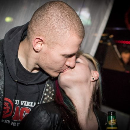 Addicted to Rock - Wir brechen die Neujahrsvorsätze @ U4