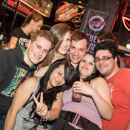 Addicted to Rock - Wir brechen die Neujahrsvorsätze @ U4
