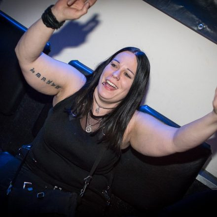 Addicted to Rock - Wir brechen die Neujahrsvorsätze @ U4