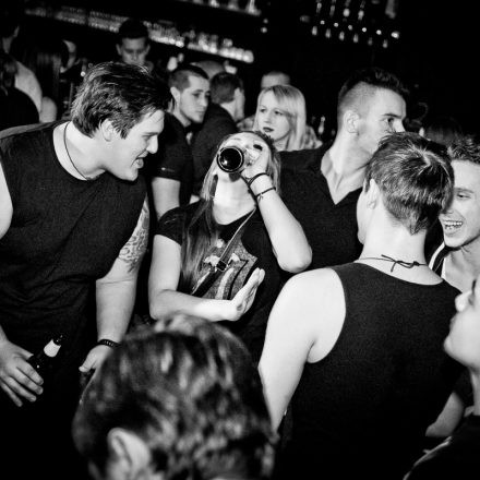 Addicted to Rock - Wir brechen die Neujahrsvorsätze @ U4