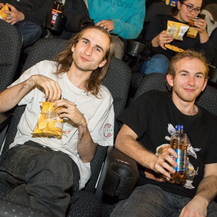 Volume Filmpremiere - Let's Be Cops @ UCI Millennium City