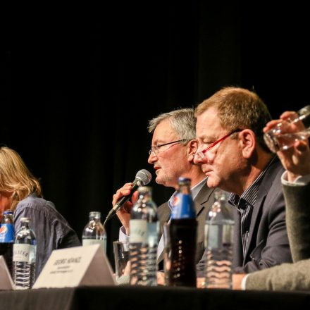 Pressekonferenz gegen die Ticketsteuer @ Stadtsaal