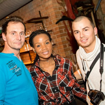 Amaroks Howl & Red Pinion @ Bühne Mayer