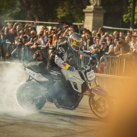 RedBull F1 Showrun @ Rathaus