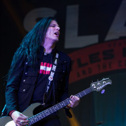 Slash feat. Myles Kennedy & The Conspirators @ Burg Clam