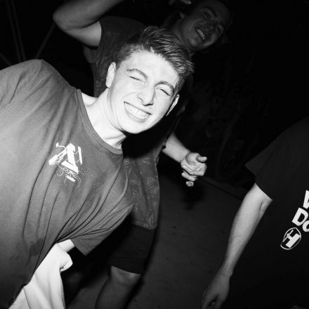 Switch! Summer Edition! feat. DJ GUV! @ Auslage