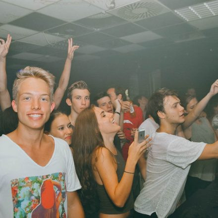 Max Manie & Scheinizzl - Musikerziehung Showcase @ Kantine